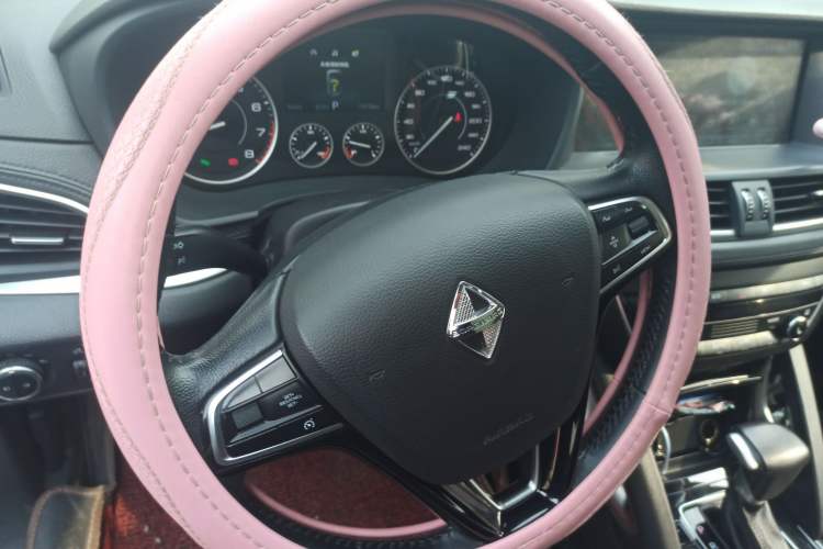 Used BORGWARD BX7 2018 28T Front-Wheel Drive Quality Enjoyment Version 5 Seats China VI Emission Standard
