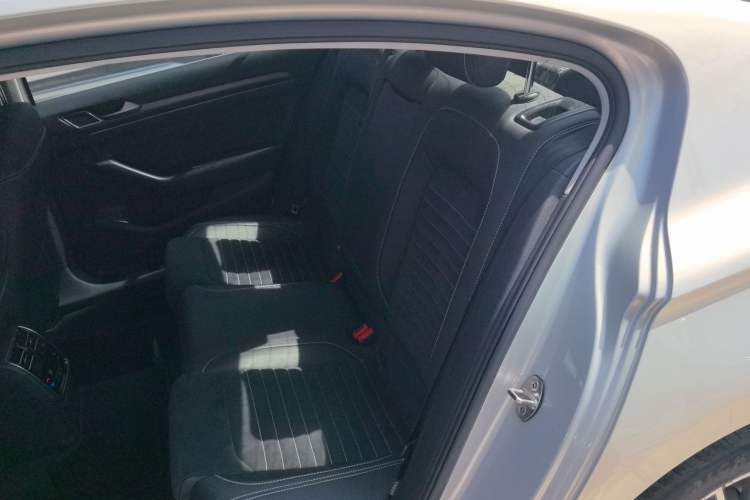 Used Volkswagen Magotan 2020 330TSI DSG Luxury Edition
