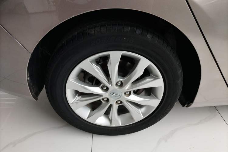 Used Hyundai Elantra (5th Generation / Langdong) 2016 1.6L Manual Luxury Model