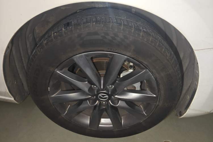 Used Mazda Atenza 2020 2.0L Blue Sky Luxury Edition
