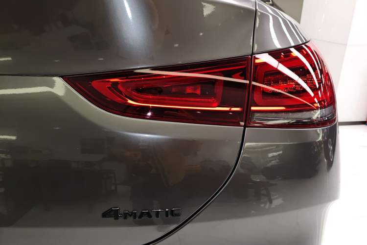 Used Mercedes-Benz GLE Coupe 2020 GLE 350 4MATIC Coupe SUV Fashion Model
