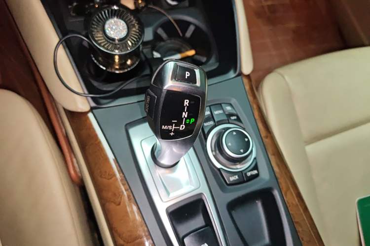 Used BMW X6 2011 xDrive35i
