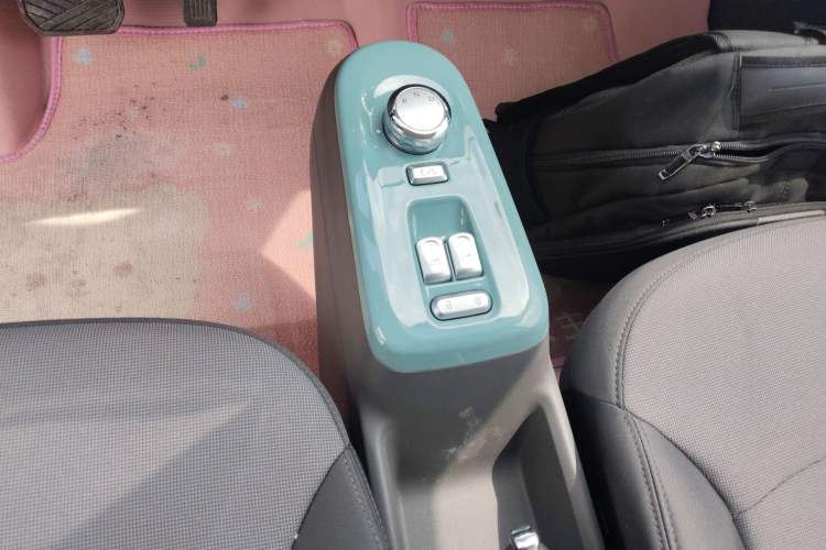 Used CHANGAN NEVO Lumin 2025 205km Refreshing Edition
