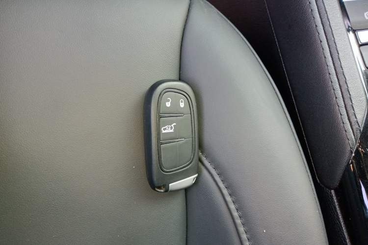 Used Jeep Grand Commander 2018 2.0T Four-Wheel Drive Prestige Edition China V
