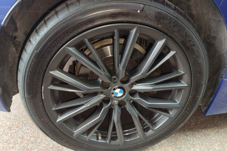 Used BMW 3 Series 2021 Second Facelift 325Li M Sport Night Edition Package