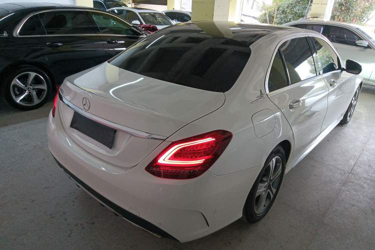 Used Mercedes-Benz C-Class 2019 C 260 L Sport Edition Rear Right 45 Deg