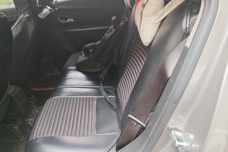 Used Buick Encore 2015 1.4T Automatic Two-Wheel Drive Urban Elite Version