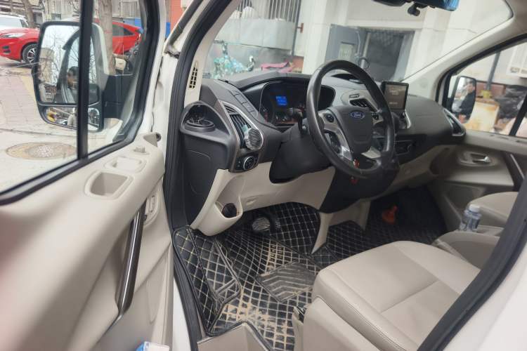 Used Ford Tourneo Custom 2017 2.0T Automatic Elite Version