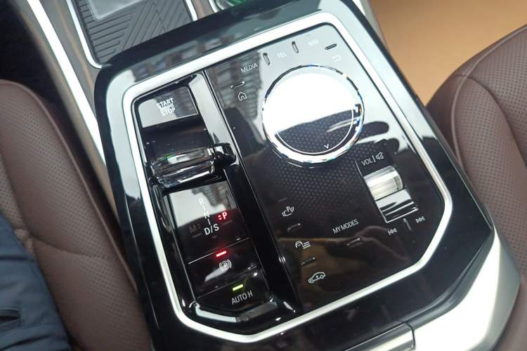 Used BMW 7 Series 2023 735Li M Sport Package
