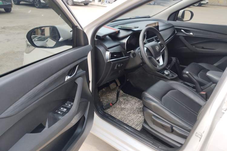 Used Baojun 360 2019 1.5L Automatic Elite Version China VI Driver Seat