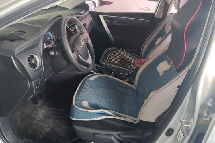 Used Toyota Corolla 2017 Revised Dual-Engine 1.8L E-CVT Leading Edition
