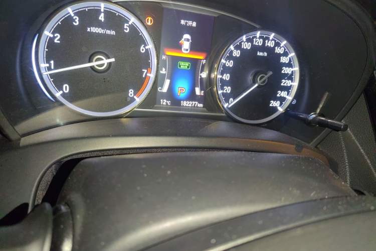 Used Honda Spirior 2015 2.0L Prestige Edition
