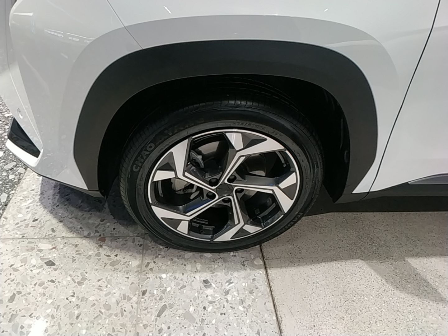 Geely Auto FX11 2023 2.0TD DCT Flagship Version — снимка 10