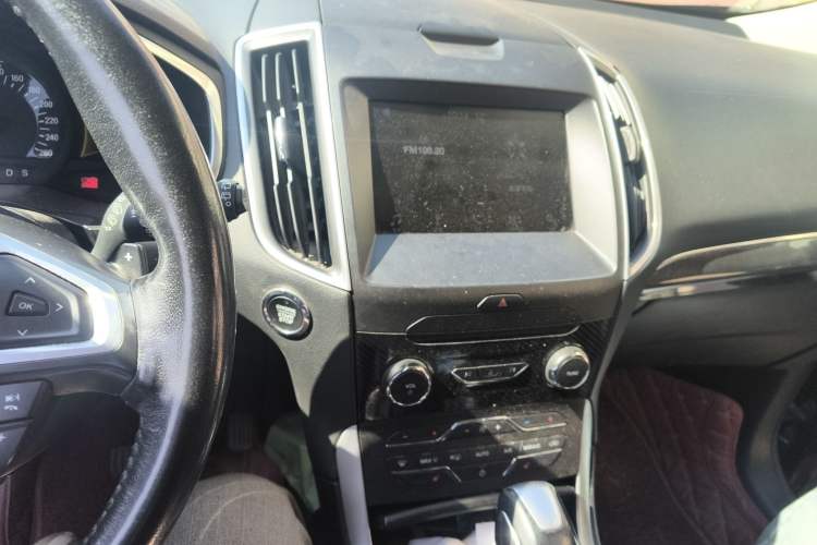 Used Ford Edge 2016 EcoBoost 245 Two-Wheel-Drive Titanium 7-Seater