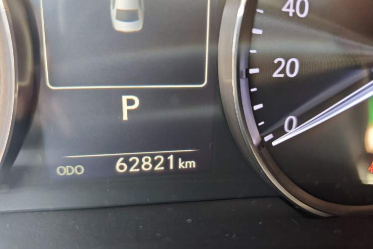 Used Lexus IS 2017 300 Leading Edition
