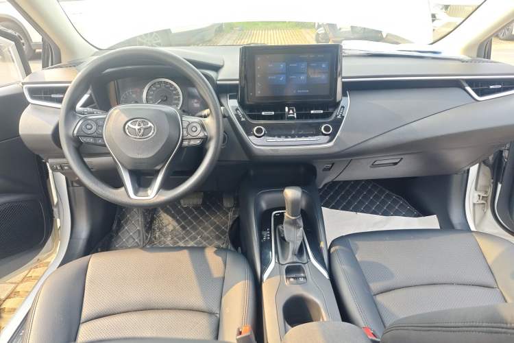 Used Toyota Allion 2021 2.0L Luxury Edition Center Console