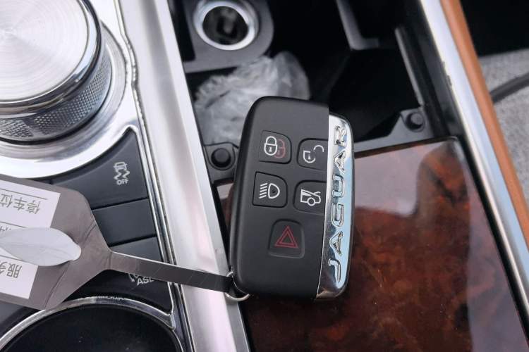 Used Jaguar XF 2015 XF 2.0T Sportbrake Luxury Edition