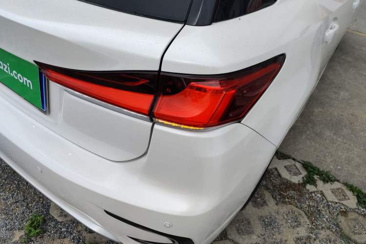 Used Lexus CT 2017 CT200h Elite Edition Monotone China VI
