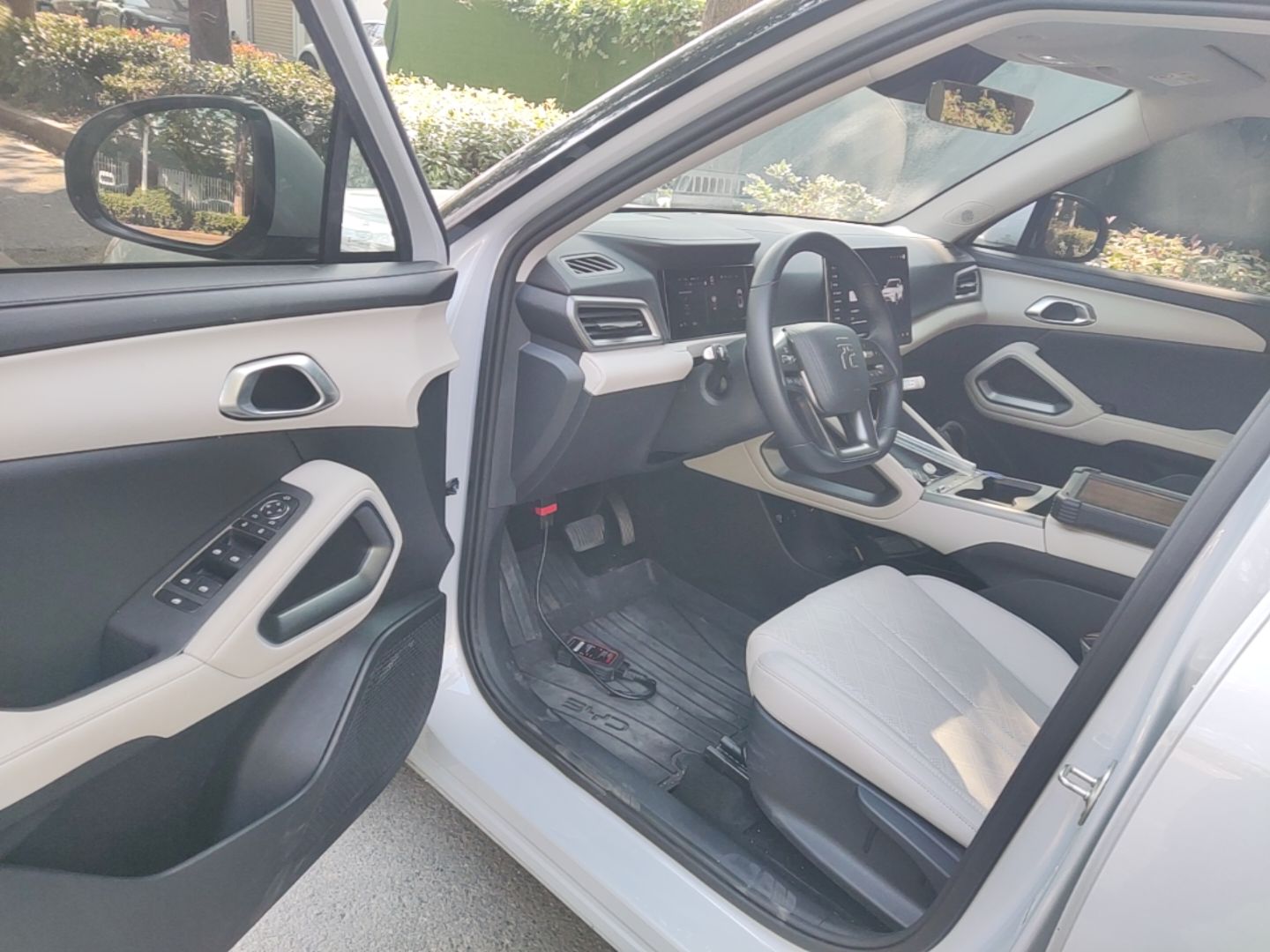 BYD Yuan UP 2025 Intelligent Driving Version 401 KM Dynamic Edition — снимка 18