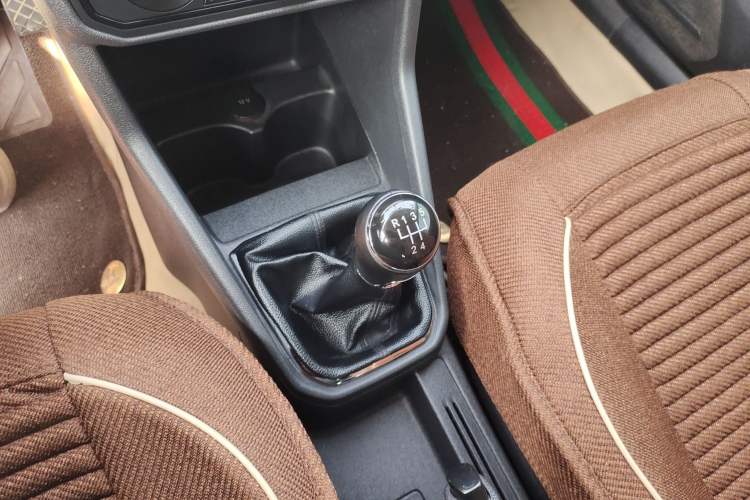 Used Volkswagen Jetta 2017 1.4L Manual Fashion Edition