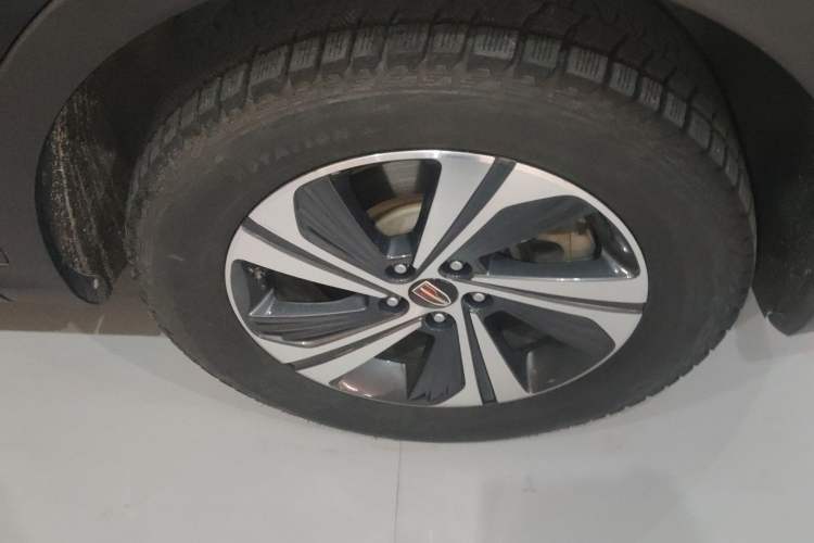 Used Hongqi HS5 2019 2.0T Smart Connect Flagship Edition Right Front Wheel Hub
