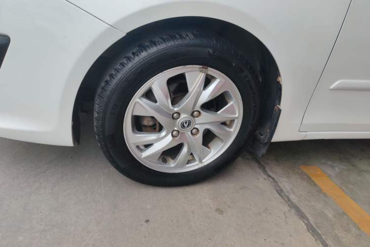 Used CHANGAN Alsvin V5 2012 1.5L Manual Sport Version China IV Standard