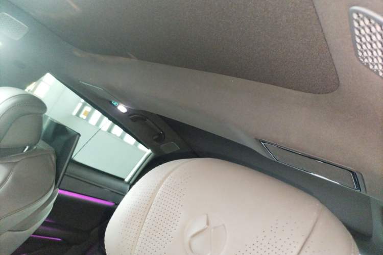 Used Denza Z9 2024 1100 km All-Wheel-Drive Ultra Version
