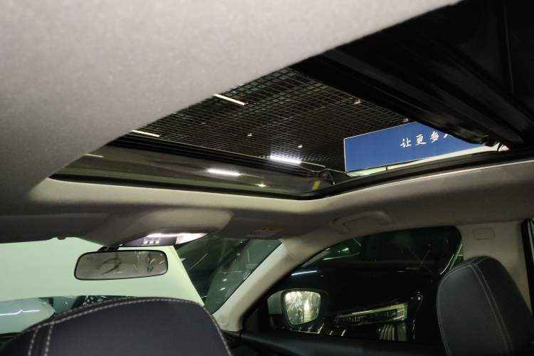 Used Chevrolet Trax 2021 325T Automatic Fun Edition China VI Standard