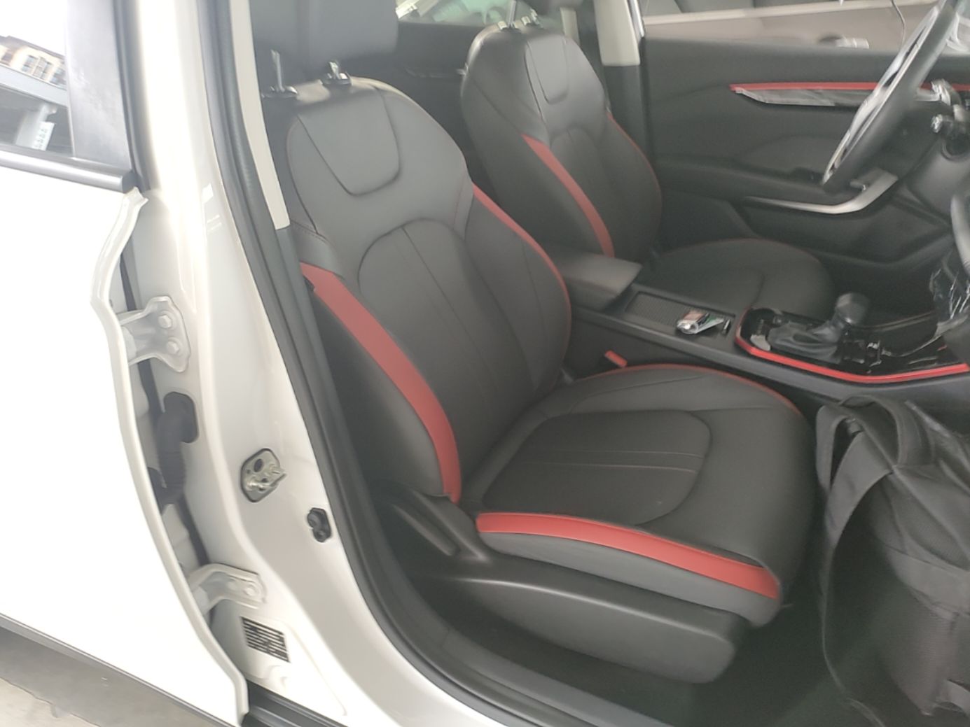 Dongfeng Aeolus Yixuan GS 2021 230T Automatic Star-Chasing Edition — снимка 19