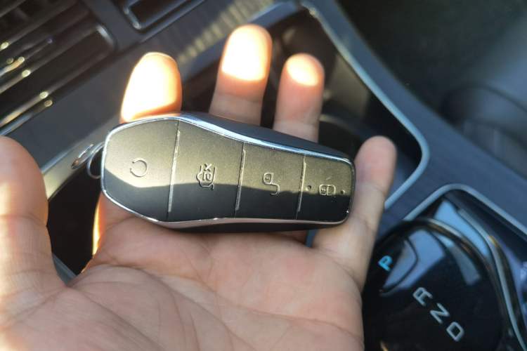 Used BYD Han 2023 DM-i Champion Edition 121KM Prestige Model Vehicle Key