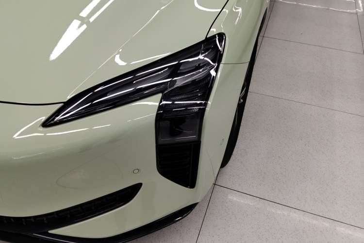 Used Hongqi EH7 2024 690 Pro Left Front Headlight