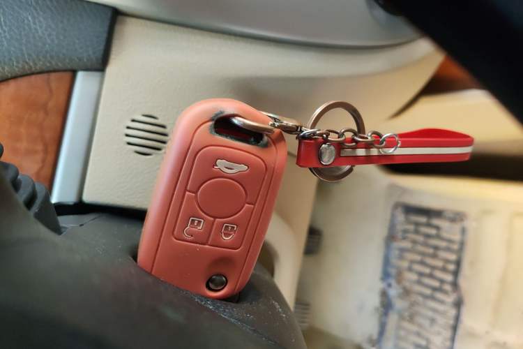 Used Buick Excelle 2013 1.5L Manual Luxury Model
