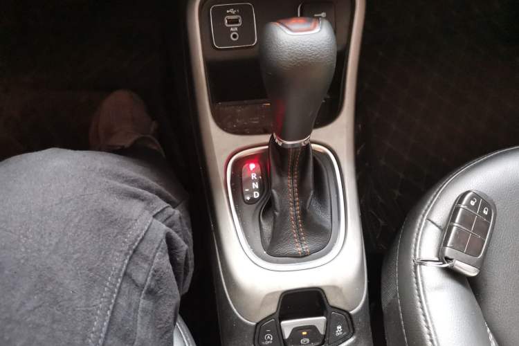 Used Jeep Compass 2020 220T Automatic Leading Edition