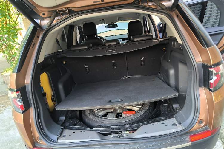 Used Land Rover Discovery Sport 2016 2.0T Limited-Edition Launch
