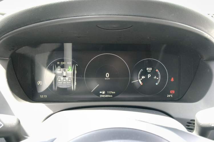 Used Jaguar XEL 2019 2.0T 250 PS Premium Edition Instrument Cluster