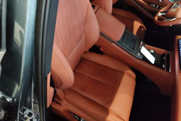 Used BYD Tang L 2025 DM 175KM Drone Player Edition
