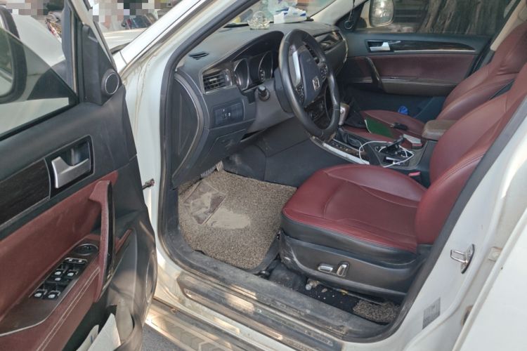 Used Zotye T600 2015 2.0T DCT Prestige Edition Driver Seat