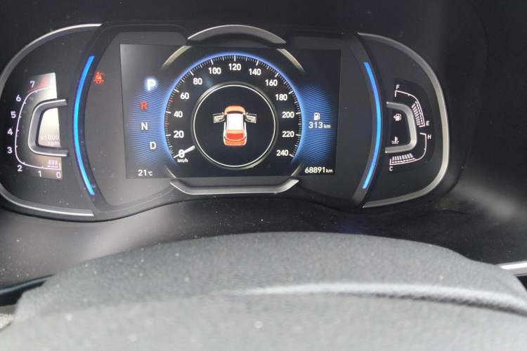 Used Hyundai Tucson 2019 280TGDi Dual-Clutch Two-Wheel Drive Fashion Edition China VI Standard
