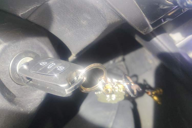 Used Toyota YARiS L Zhi Xuan 2020 X-Trail X 1.5L CVT Luxury Edition
