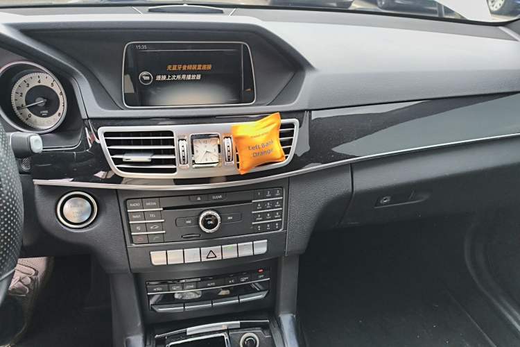 Used Mercedes-Benz E-Class 2015 Facelift E 200 L Sport Edition Audio And AC Panel