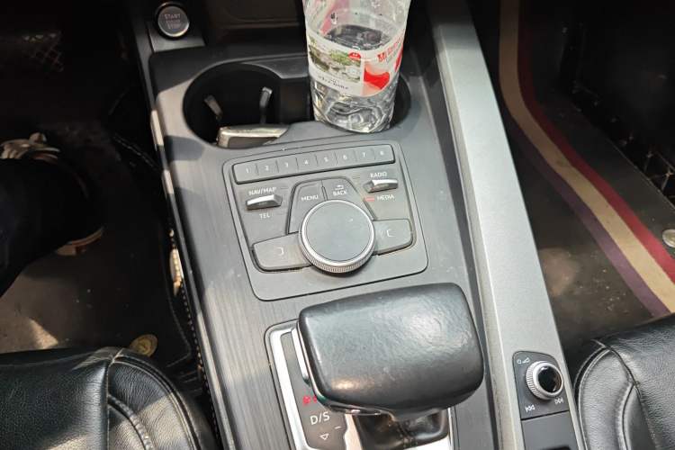 Used Audi A4L 2018 30th Anniversary Edition 40 TFSI Trendy Model
