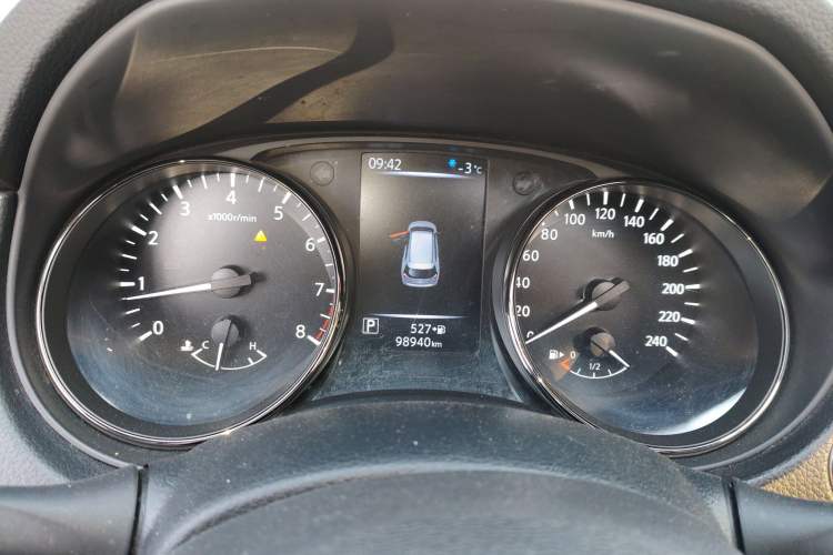 Used Nissan X-Trail 2020 2.0L XL Premium CVT 2WD SmartConnect Luxury Edition Instrument Cluster