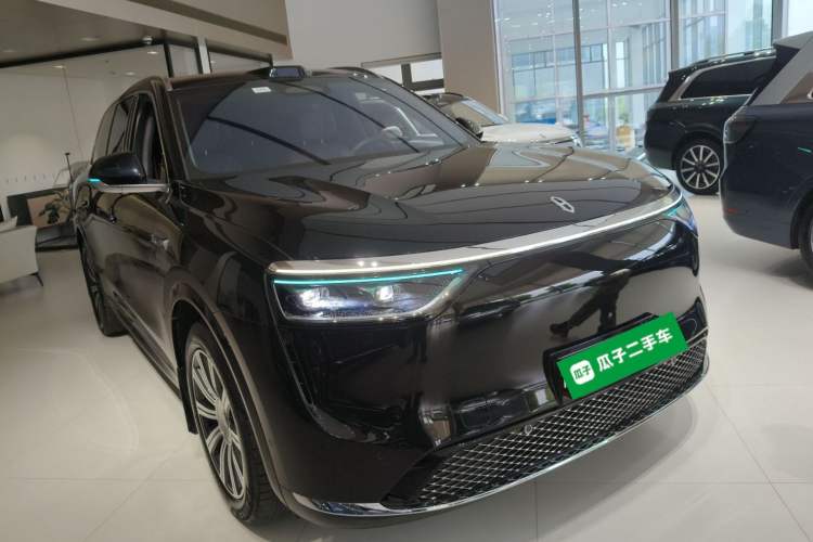 Used Hima AITO M8 2025 Model Pure Electric Max+ Six-Seat Four-Wheel-Drive Version