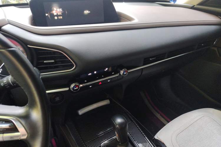 Used Mazda CX-30 2021 2.0L Automatic Joyful Edition
