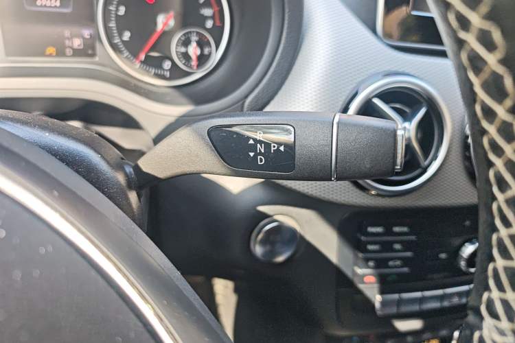 Used Mercedes-Benz B-Class 2015 B 200 Fashion Model