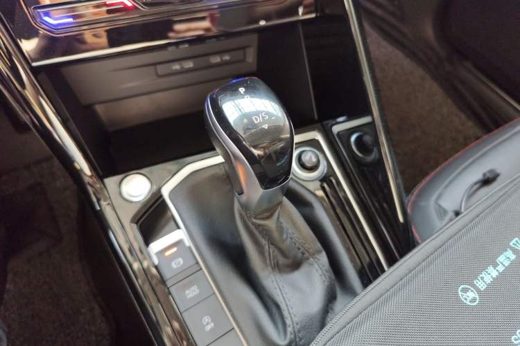 Used Volkswagen Tayron 2020 330TSI Two-Wheel Drive Luxury Smart Connectivity Version