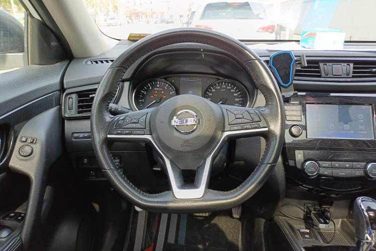 Used Nissan X-Trail 2017 2.5L CVT Luxury Edition 4WD