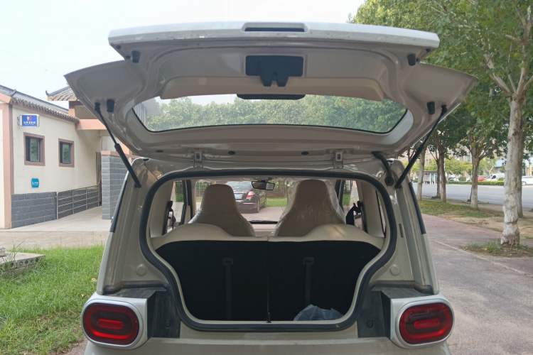 Used Wuling Hongguang MINIEV 2024 3rd Generation 215km Youth Edition