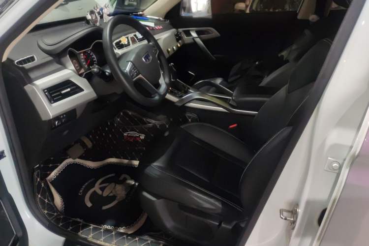 Used Geely Auto Emgrand X7 Sport 2018 1.8TD Automatic Two-Wheel Drive Zhiya Model