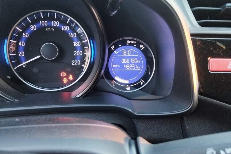 Used Honda Fit 2016 1.5L LXS CVT Comfort Sunroof Version